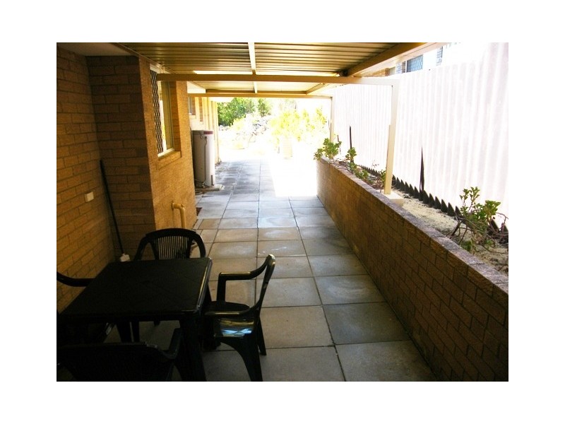 2 Yanna Place, Wanneroo WA 6065