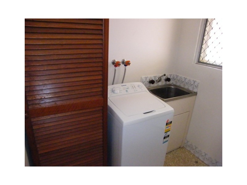 2 Yanna Place, Wanneroo WA 6065