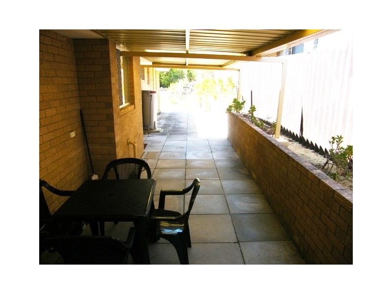 2 Yanna Place, Wanneroo WA 6065