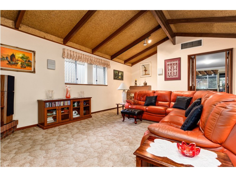 38 Gratwick Way, Koondoola WA 6064