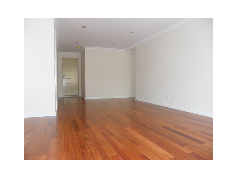 17B  Rosinski Cir, Tapping WA 6065