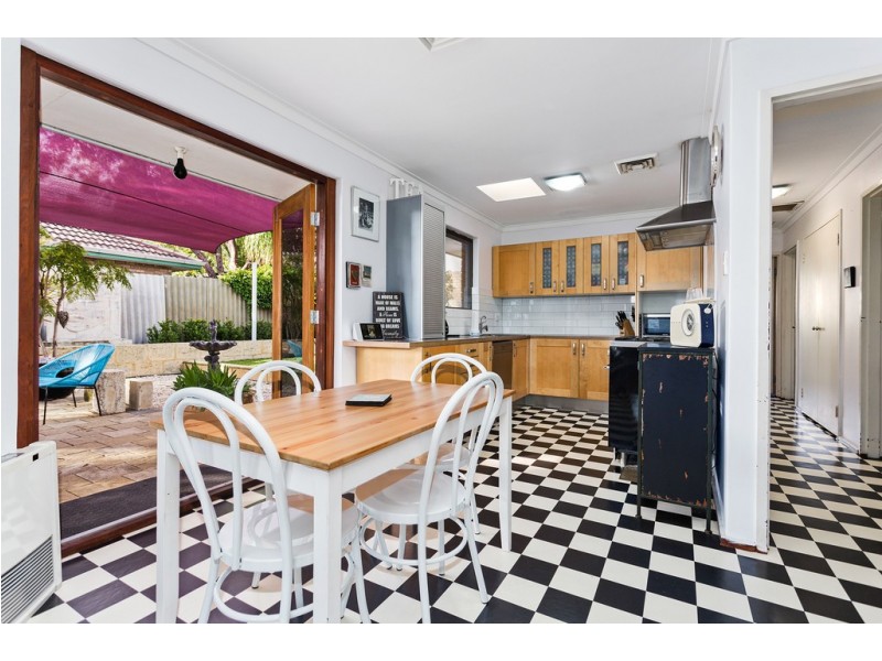 5 Beenong Street, Wanneroo WA 6065