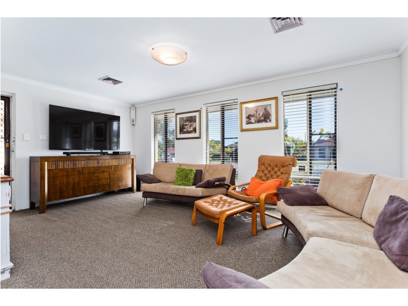 5 Beenong Street, Wanneroo WA 6065