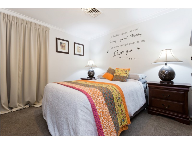 5 Beenong Street, Wanneroo WA 6065