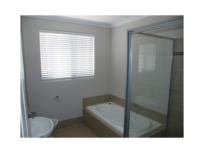 1/107 Hinchinbrook Ave, Ridgewood WA 6030