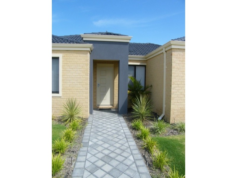 1/107 Hinchinbrook Ave, Ridgewood WA 6030