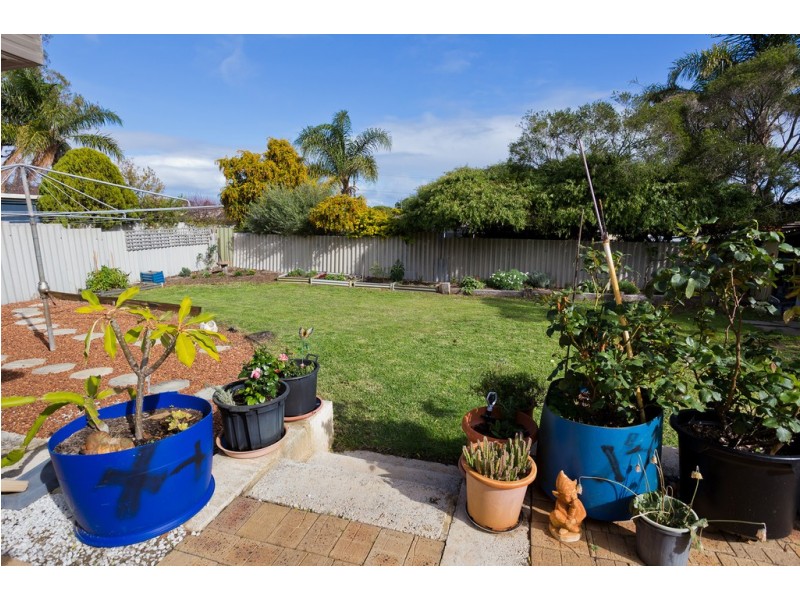 35 Nannatee Way, Wanneroo WA 6065