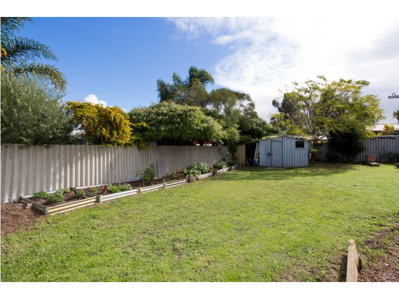 35 Nannatee Way, Wanneroo WA 6065