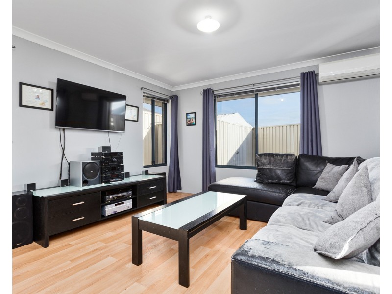 28 Floresta Street, Sinagra WA 6065