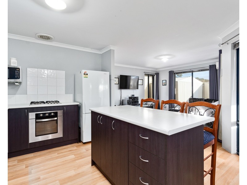 28 Floresta Street, Sinagra WA 6065