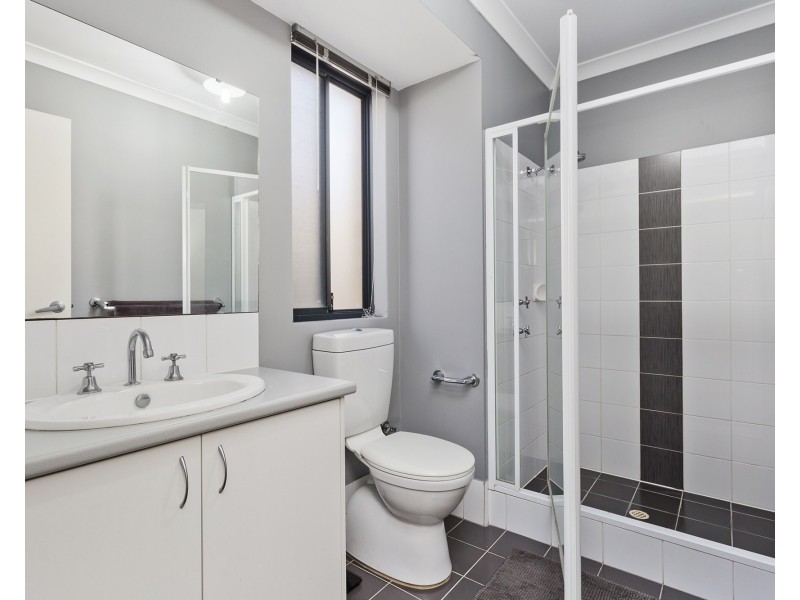 28 Floresta Street, Sinagra WA 6065