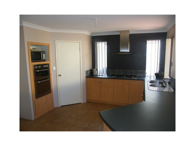 39 Donnelly Ramble, Wanneroo WA 6065