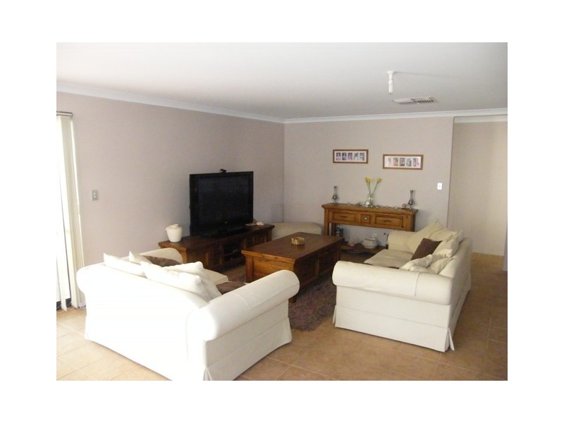 39 Donnelly Ramble, Wanneroo WA 6065