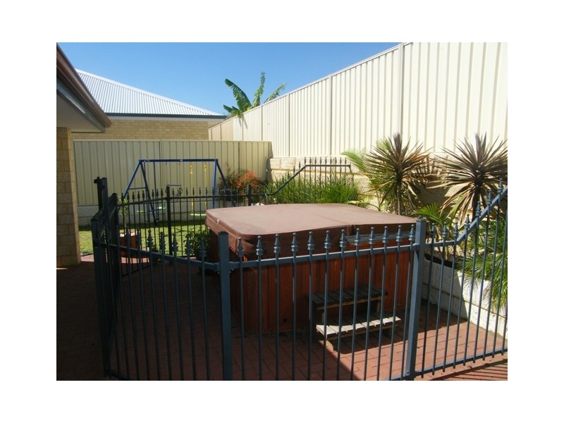 39 Donnelly Ramble, Wanneroo WA 6065