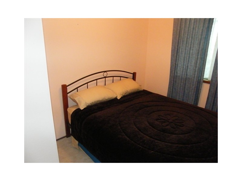 9 Woonan Street, Wanneroo WA 6065