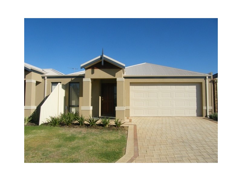 19B Bonvin Gardens, Tapping WA 6065