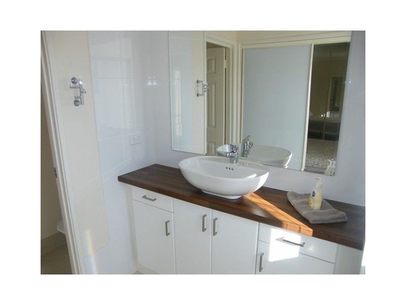 19B Bonvin Gardens, Tapping WA 6065