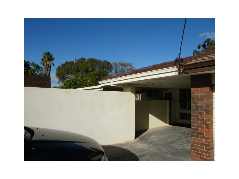 44B Templeton Cresent, Girrawheen WA 6064