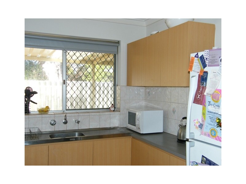 44B Templeton Cresent, Girrawheen WA 6064