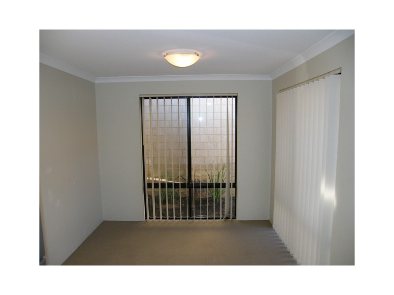 23 Jedburgh Loop, Sinagra WA 6065