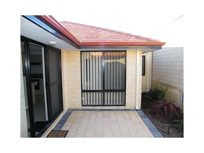 23 Jedburgh Loop, Sinagra WA 6065