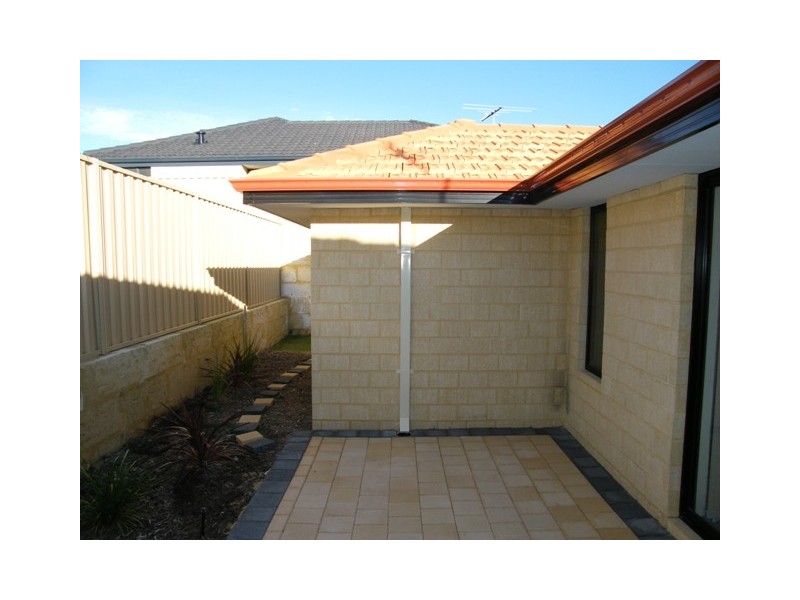 23 Jedburgh Loop, Sinagra WA 6065