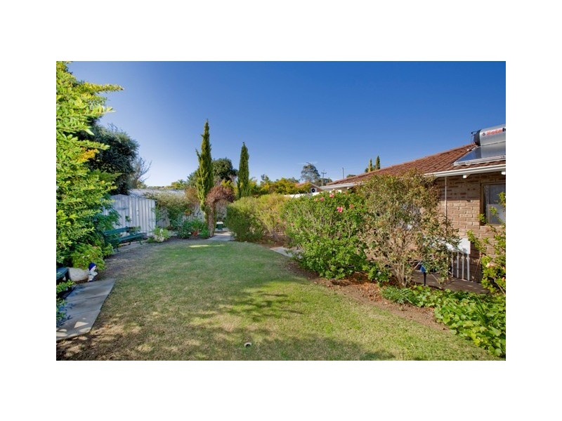 10 Wonambi way, Wanneroo WA 6065