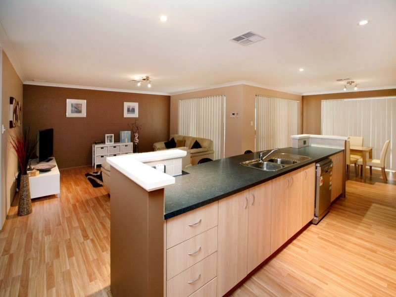 75 Da Vinci Drive, Tapping WA 6065