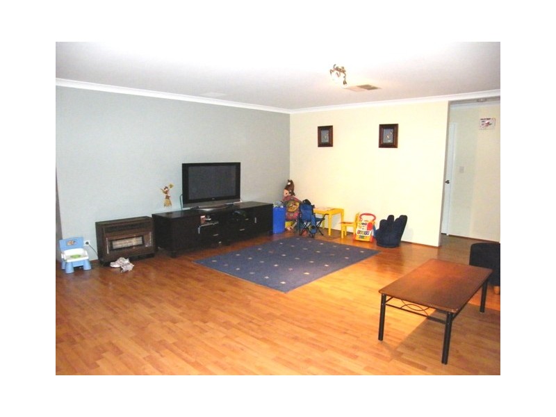 1 Holbein Way, Tapping WA 6065