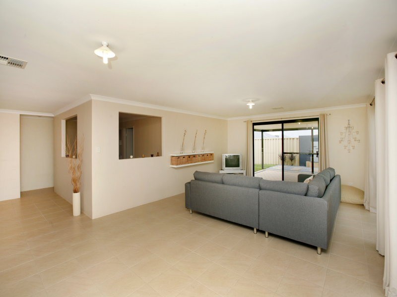 30 Conti Road, Tapping WA 6065