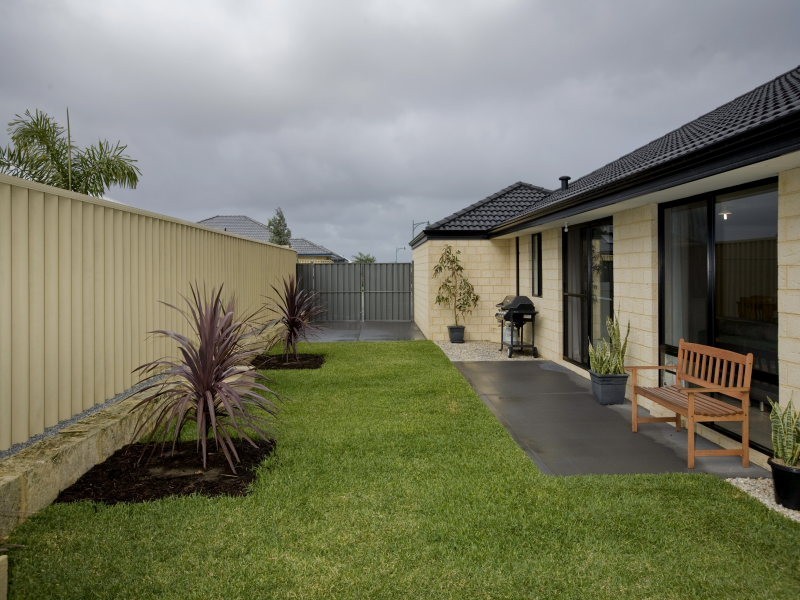 30 Conti Road, Tapping WA 6065