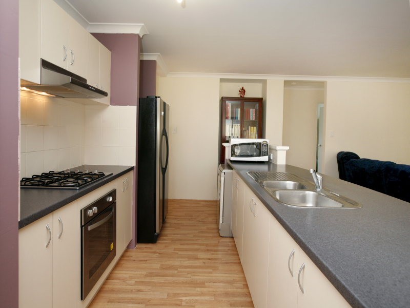 24 Van Gogh Road, Tapping WA 6065