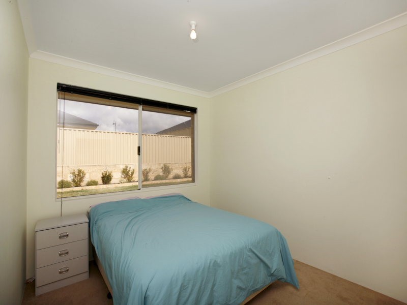 24 Van Gogh Road, Tapping WA 6065