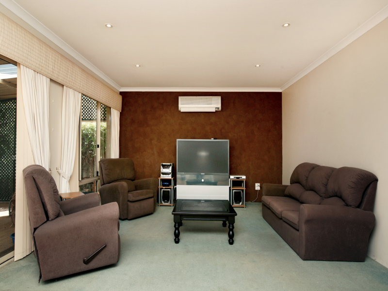 23 Bibbulmum Ent, Wanneroo WA 6065