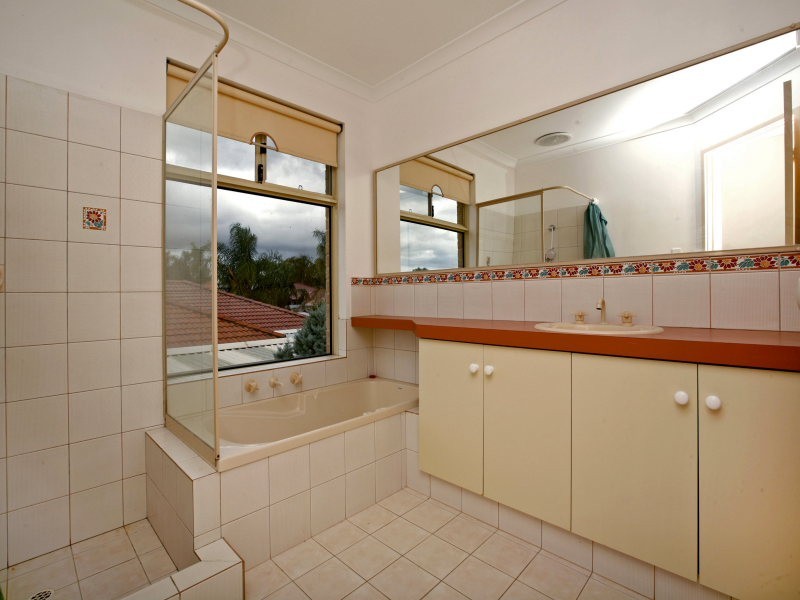 23 Bibbulmum Ent, Wanneroo WA 6065