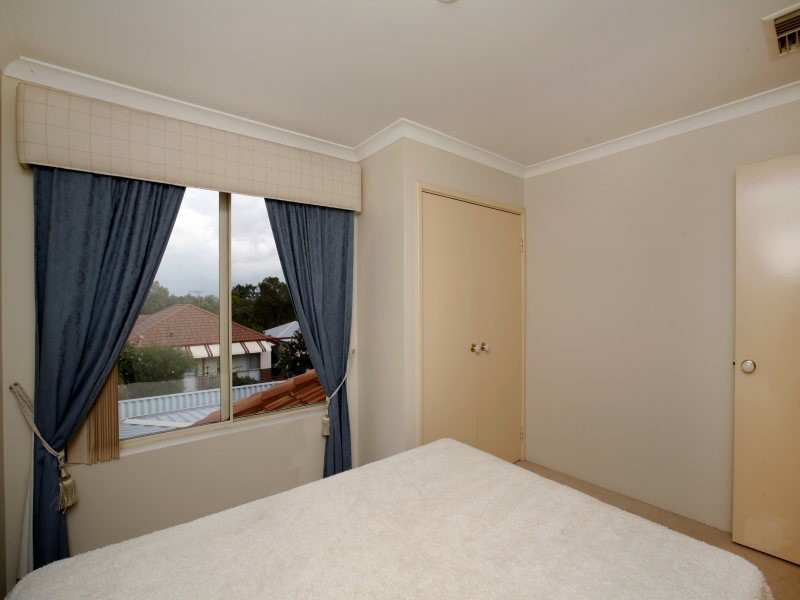 23 Bibbulmum Ent, Wanneroo WA 6065