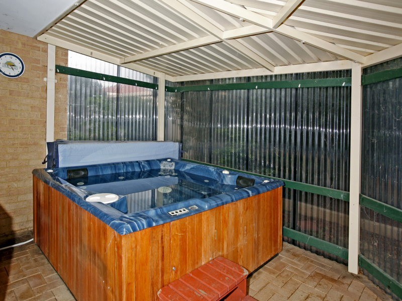 23 Bibbulmum Ent, Wanneroo WA 6065