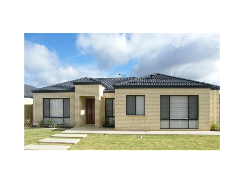 9A Rosinski Circle, Tapping WA 6065