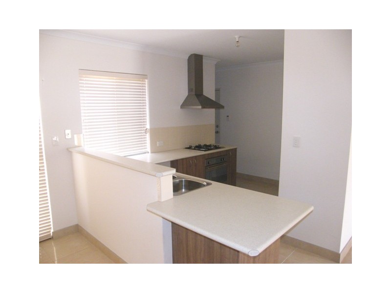 9A Rosinski Circle, Tapping WA 6065