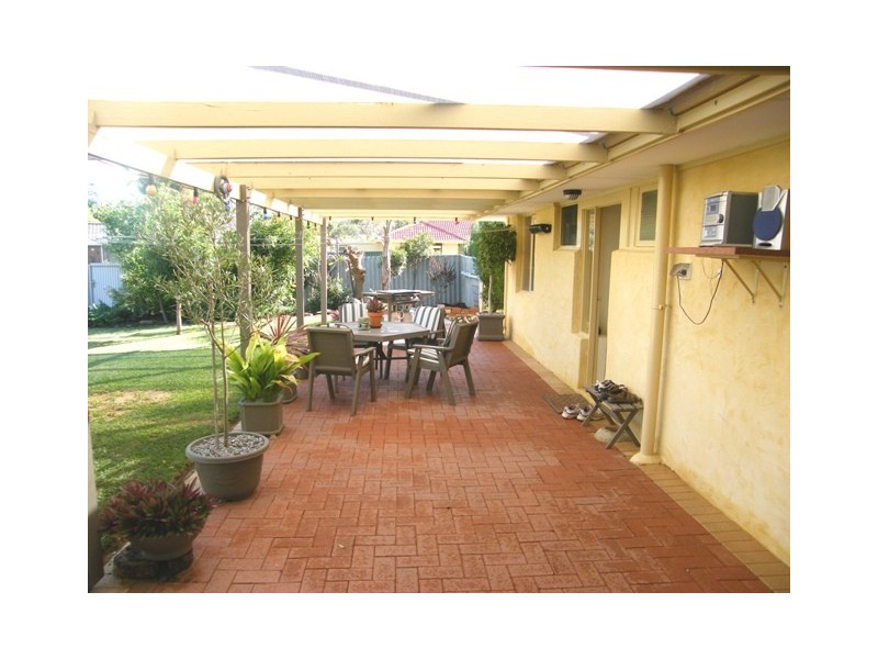 41 Thompson Drive, Wanneroo WA 6065