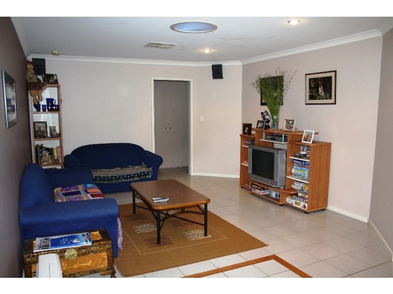 3 Meadow Place, Hocking WA 6065