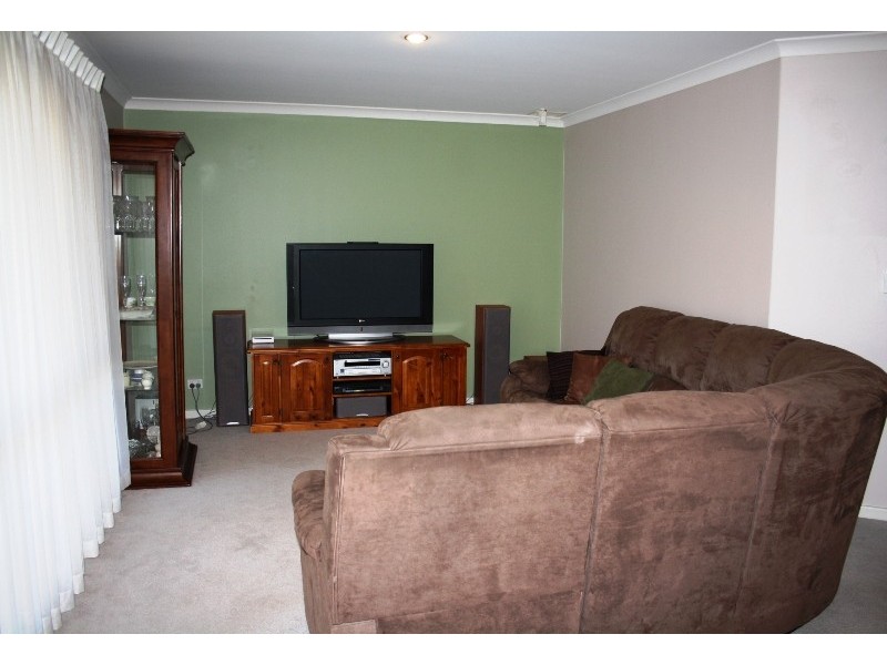 3 Meadow Place, Hocking WA 6065