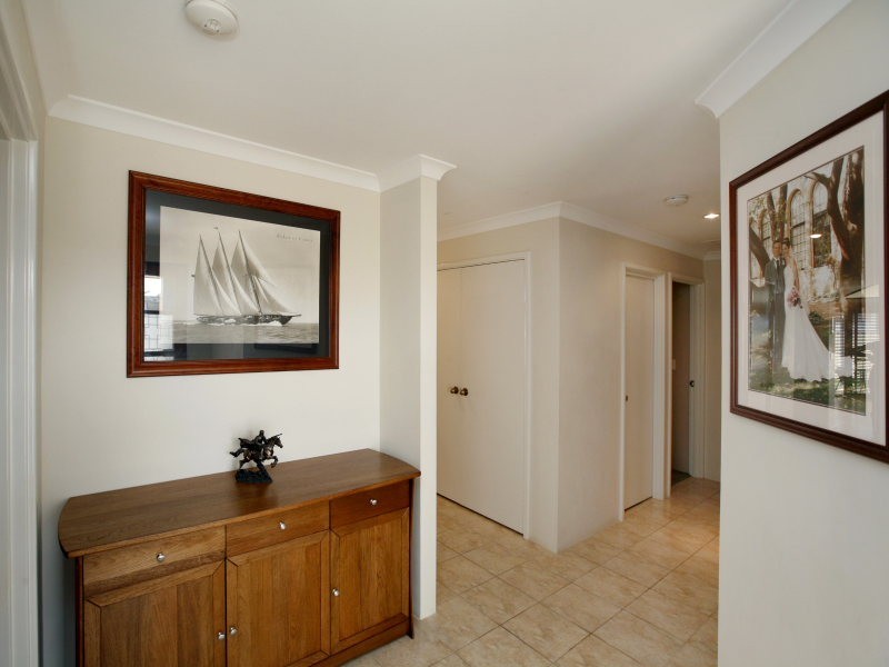 6 Goshawk Street, Tapping WA 6065