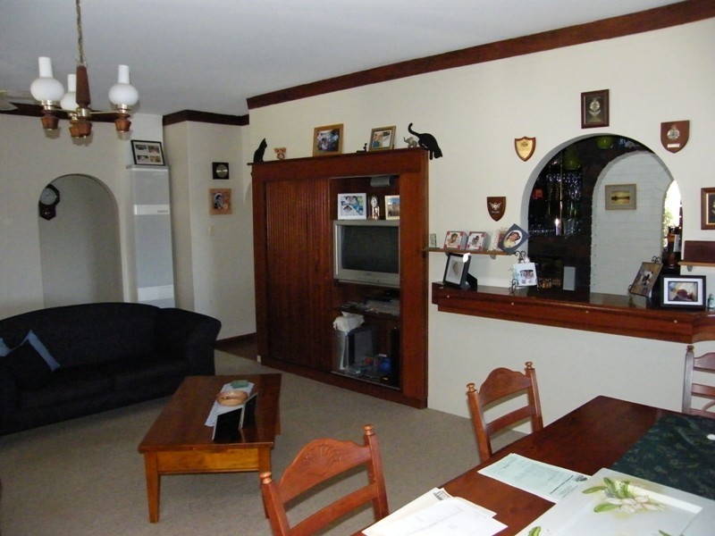 11 Sinagra Street, Wanneroo WA 6065