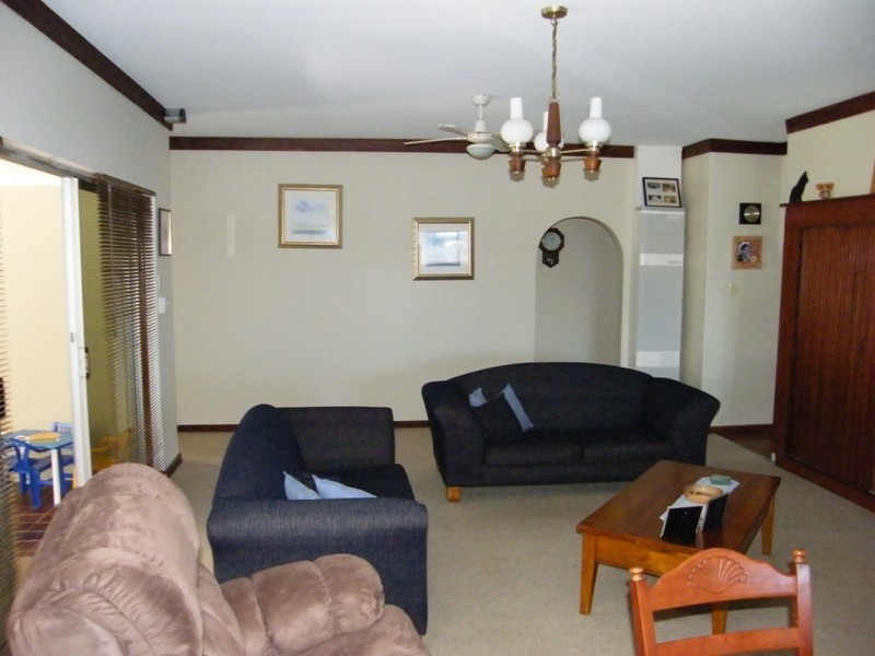 11 Sinagra Street, Wanneroo WA 6065