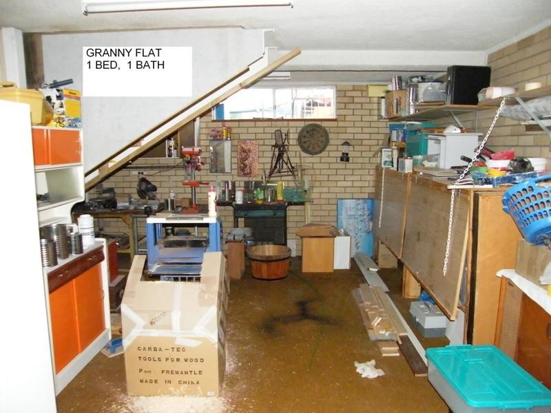 11 Sinagra Street, Wanneroo WA 6065