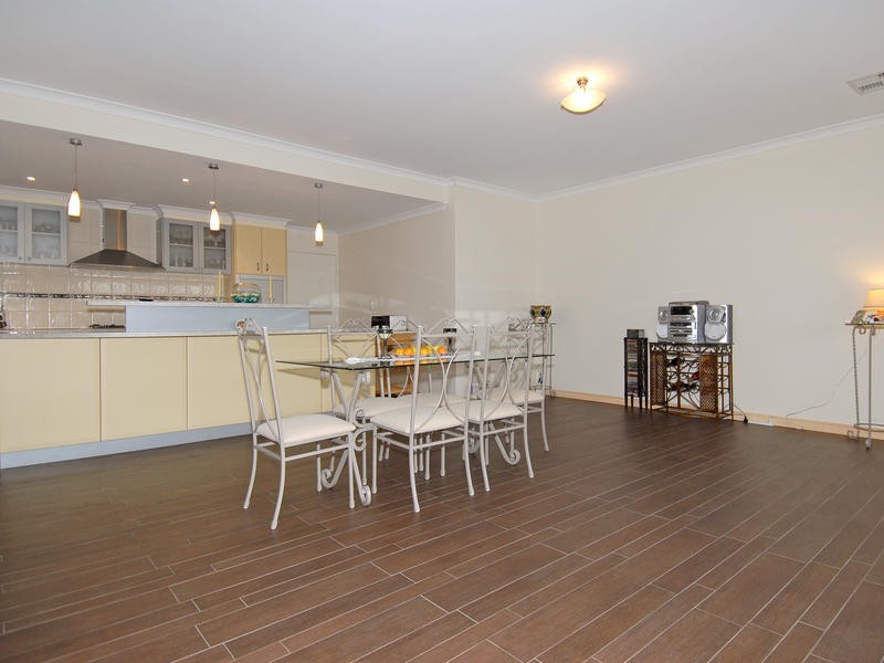 20  Amery Road, Hocking WA 6065