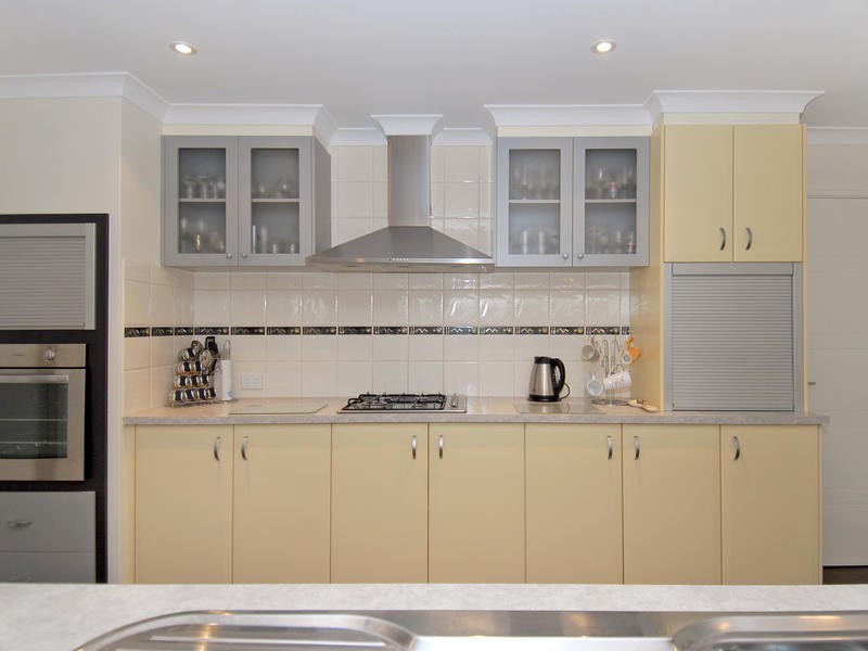 20  Amery Road, Hocking WA 6065