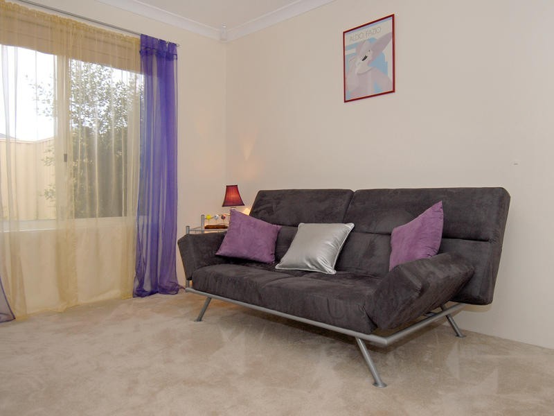 20  Amery Road, Hocking WA 6065