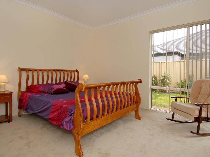 20  Amery Road, Hocking WA 6065